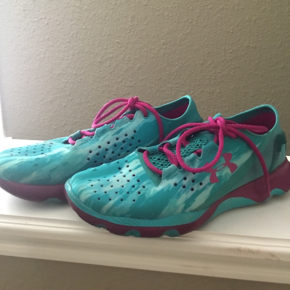 Under Armour women’s running shoes
